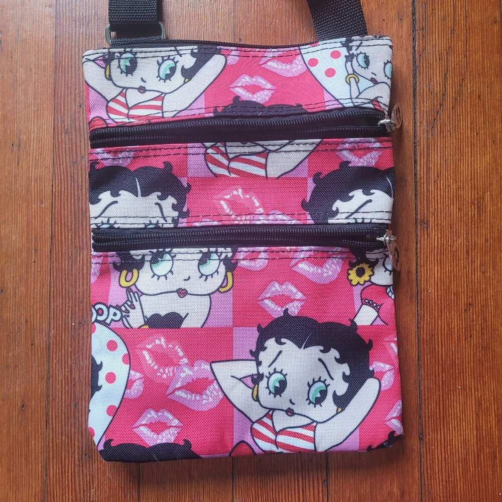 Betty Boop Crossbody Bag - Picture 2 of 9